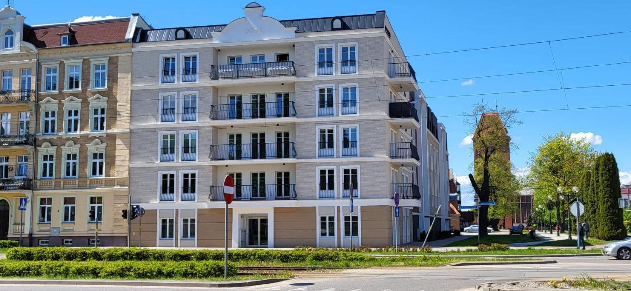 Komfortowy Apartament Przy Bramie Targowej Z Tarasem- Old Town Elblag Exterior photo